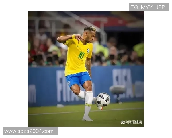 走进绿茵偶像衣橱揭秘足球球星私服穿搭与独特时尚风采